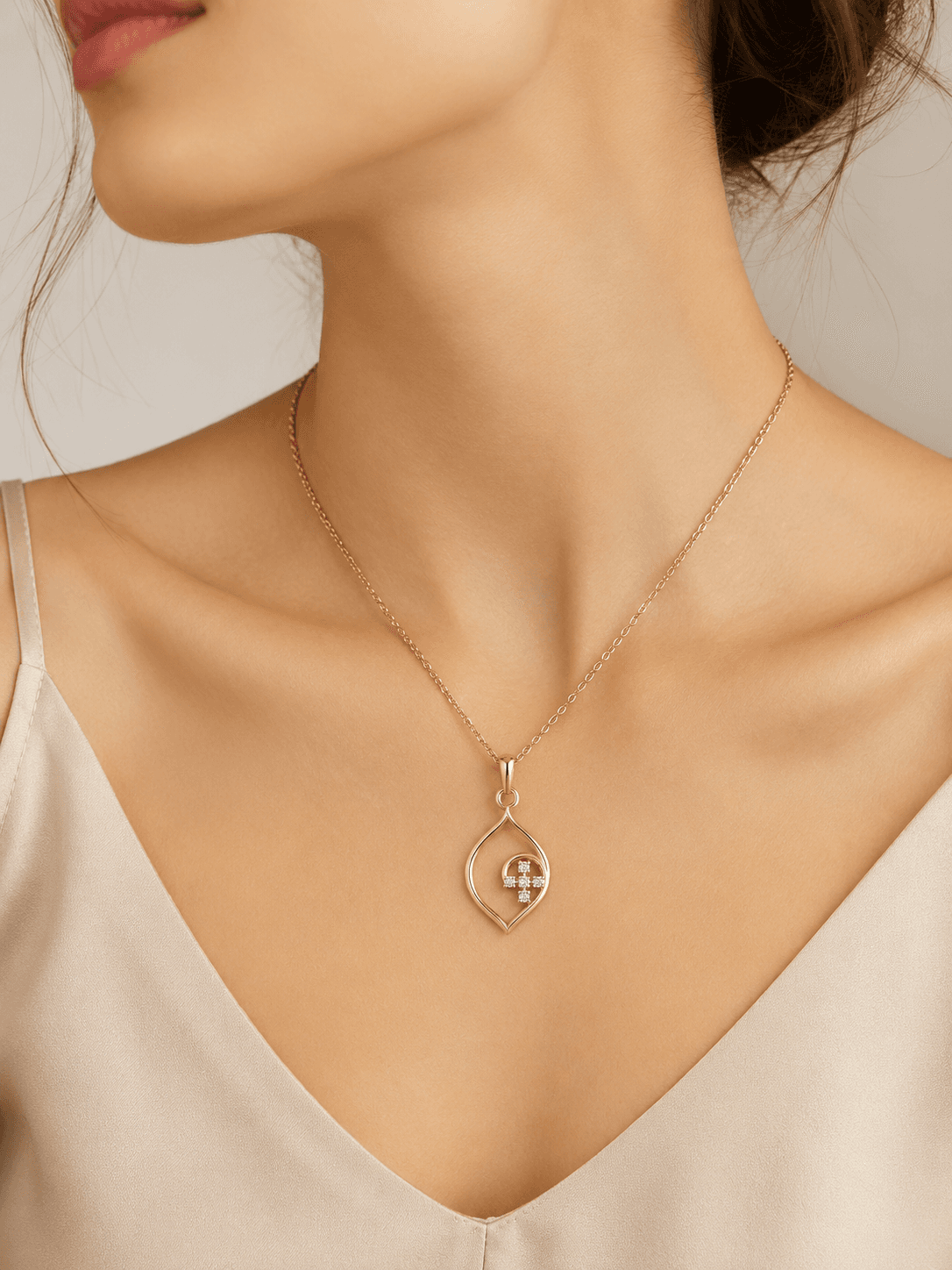 Luna Leaf Pendant , Yellow Gold , 18 K