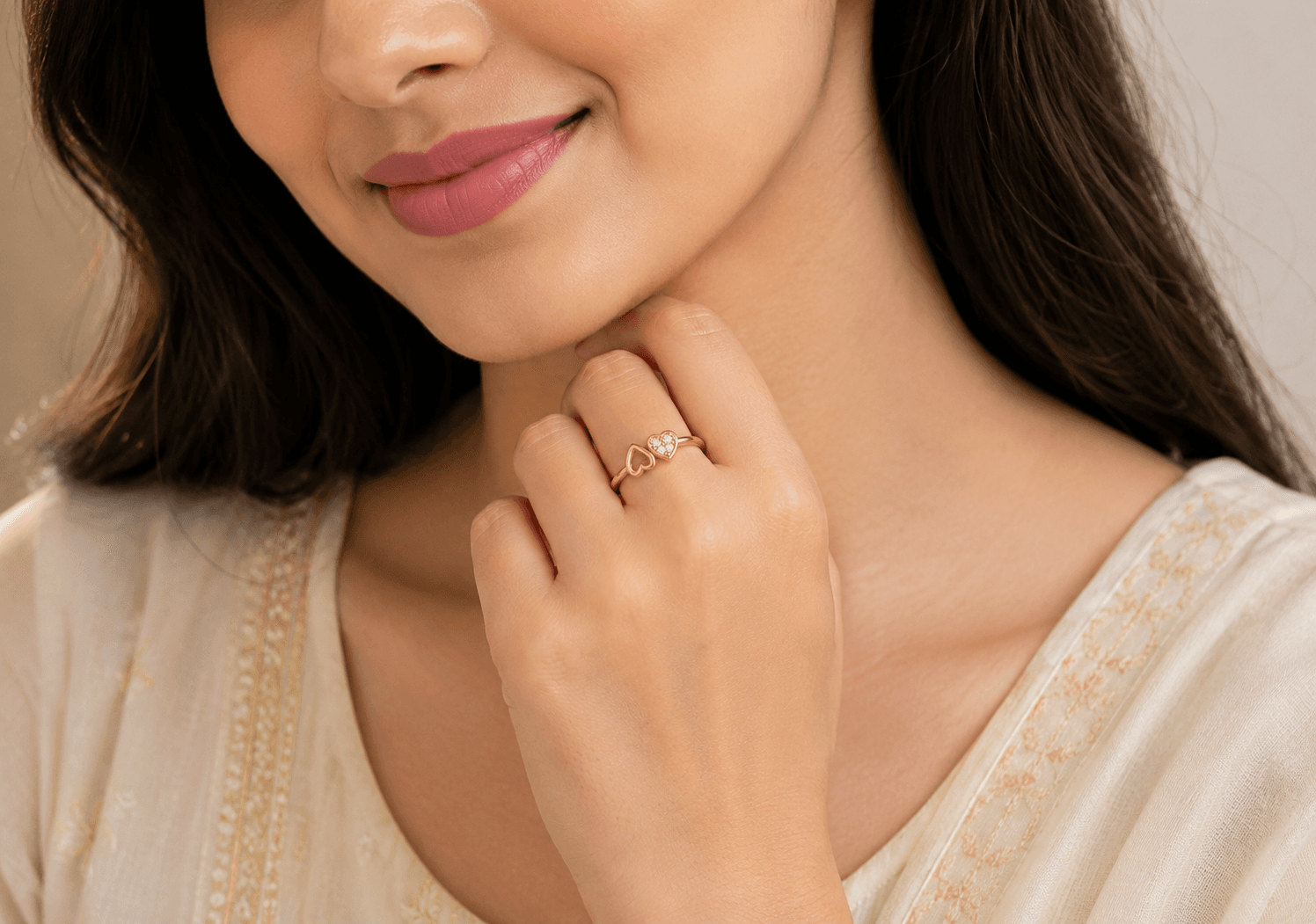 Heart Motif Ring , 7MM , 18 K , Yellow Gold