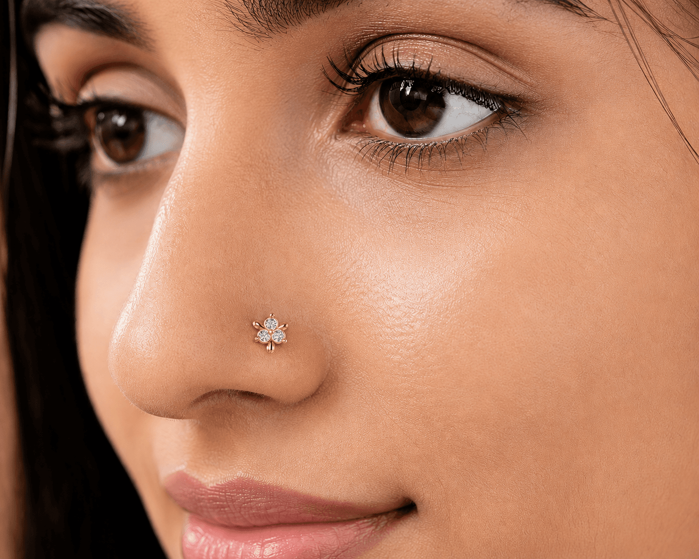 Trinity Bloom Diamond Nosepin , Yellow Gold , 18 K